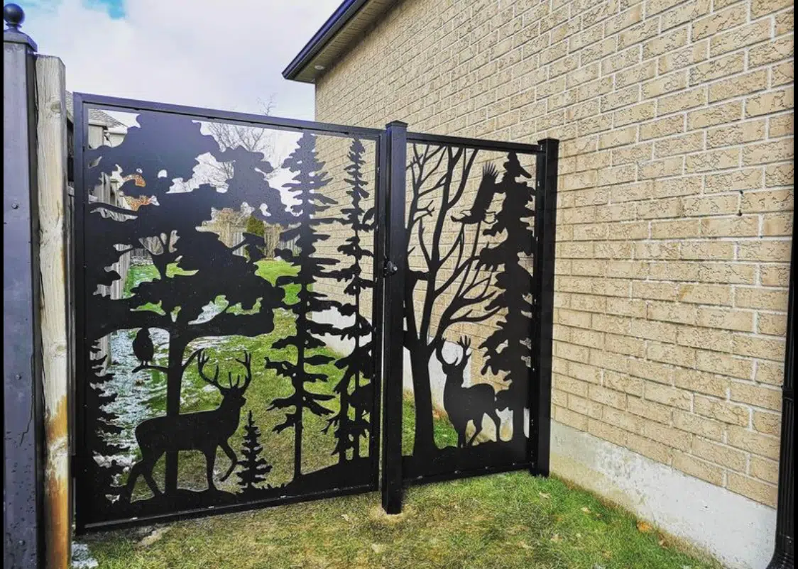 Fences & Gates project photo 27